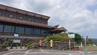 規模はそんなに大きくないです