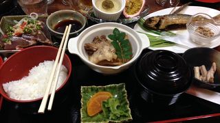 料亭の雰囲気☆屋久島料理を堪能