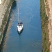 ギリシャで豪華客船クルーズ　　(6)　コリントス運河を見学
