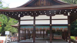 何とも優雅な重要文化財。