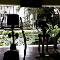 施設内にあるスポーツジム。誰も居なくて穴場だった