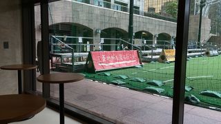 宮本恒靖さまのフットサルコートあり