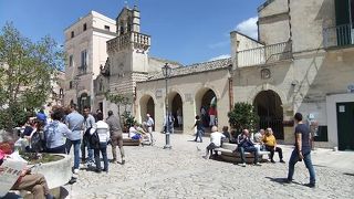 テラスからサッシが見えます