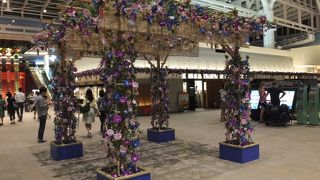 抜群の立地・24時間空港…リーマントラベラーには有難い存在