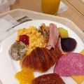 子供はプールに大喜び