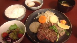 毎夏恒例のステーキまつり