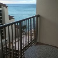 狭いですが海が見えます！