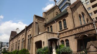 見ていると心の落ち着く教会です。