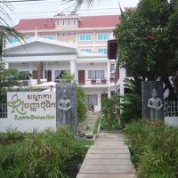 カンボジアの雰囲気漂う、そんなお宿入口。
