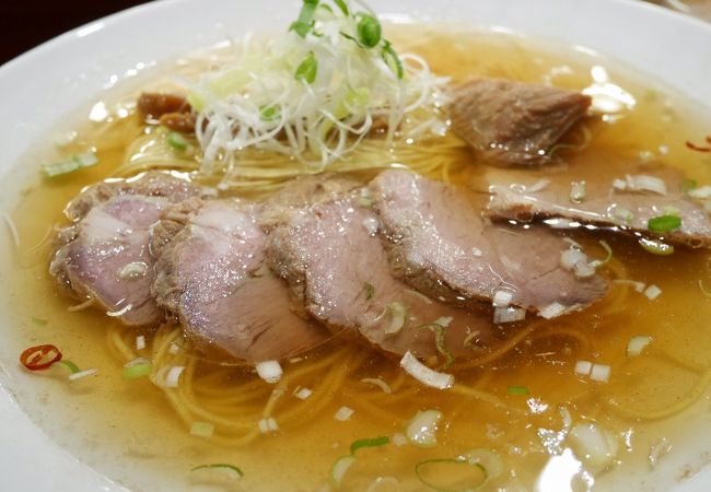 上質で澄んだスープの中華麺＠恵比寿