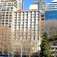 ハイドパークから見たホテル