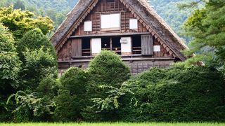 最大規模の合掌造りです