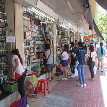 クローントム (泥棒市場)