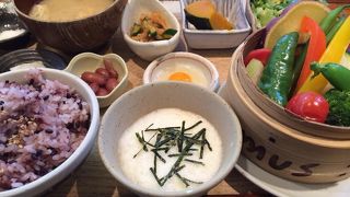 美味しいけどかなり待つこともあります。