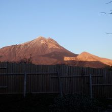 部屋からの由布岳の眺め。