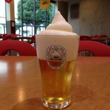 一番搾りフローズン生、泡が凍っています３０分間冷さ保持