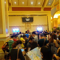 チェックインに１時間！！長蛇の列！