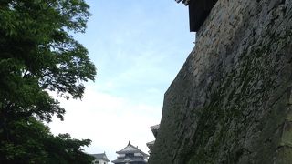 城内の売店でポンジュースを蛇口から出すことができます