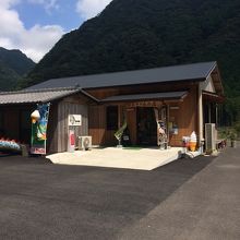 かあちゃんの店、外観。