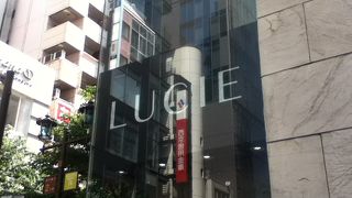 高級ジュエリーのお店