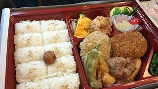 種類豊富なお弁当屋さん