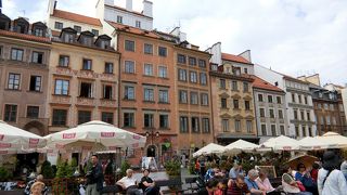 不屈の精神で復元した奇跡の街