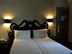 ホテル ウニベルソ 写真