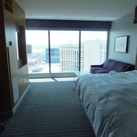 スタジオという部屋なので狭めです。