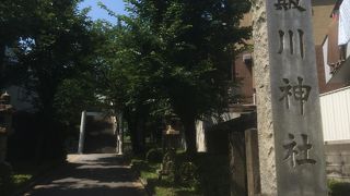 473年の創建と伝えられる