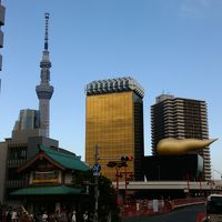 ホテル前の交差点からの風景