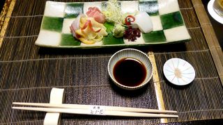 京都祇園の伝統を体現した素晴らしい料理だ．さすがミシュラン一つ星だね