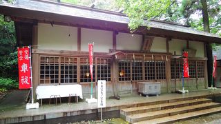 ご祭神は本居宣長です