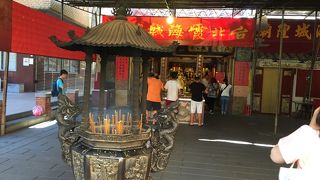 縁むすびの神様です。