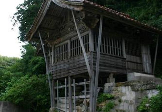 沖泊の繁栄を伝える貴重な建築物