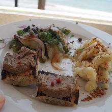 前菜盛り合わせ