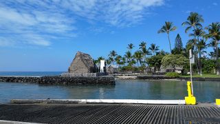 ２０１５年サマーバケーション・ハワイ島　カメハメハ大王が晩年を過ごした地「アフエナ　ヘイアウ」