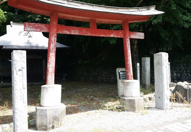 頼政神社