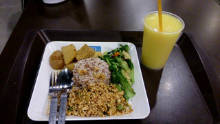 人気のフードコート