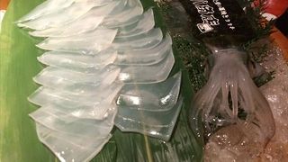 烏賊の活き作りがお勧めですね。