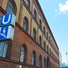 大学棟のひとつ