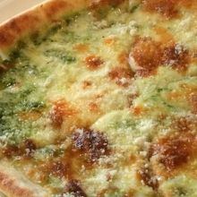 見るからに美味しそうなピザ