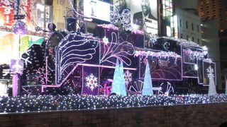 クリスマスイブはライトアップ