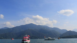 たくさん船が出てます