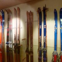 スキー展示コーナー。見ていて楽しい。