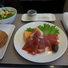 ハムとドレッシングは美味しいです