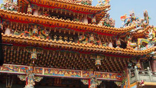 台南の三官大帝を祀る廊