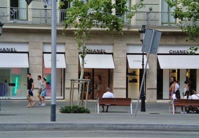 シャネル バルセロナ グラシア通り店 クチコミ アクセス 営業時間 バルセロナ フォートラベル シャネル バルセロナ グラシア通り店 クチコミ アクセス 営業時間 バルセロナ フォートラベル