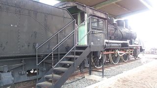 地元の高校生が管理しているＳＬ機関車が展示されています