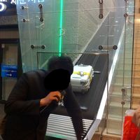 入り口のスタッフさん