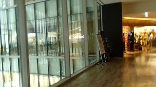 ここでは、センスの良い、デザイン性に優れた洋服をリーズナブルな価格にて買う事ができます。